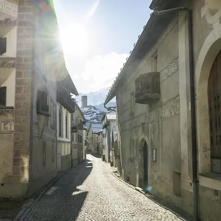 Chasa Campell Apartment